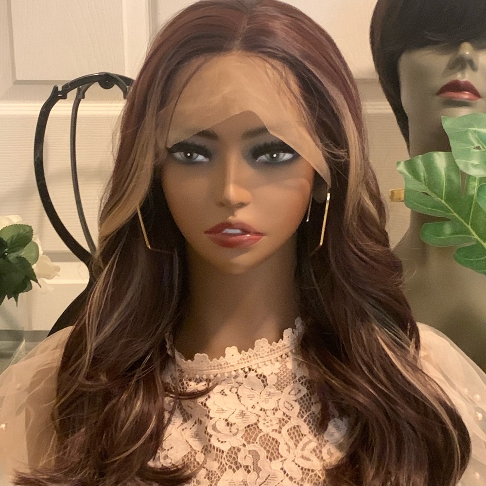 🌹Synthetic Chocolate Brown Highlights Wig